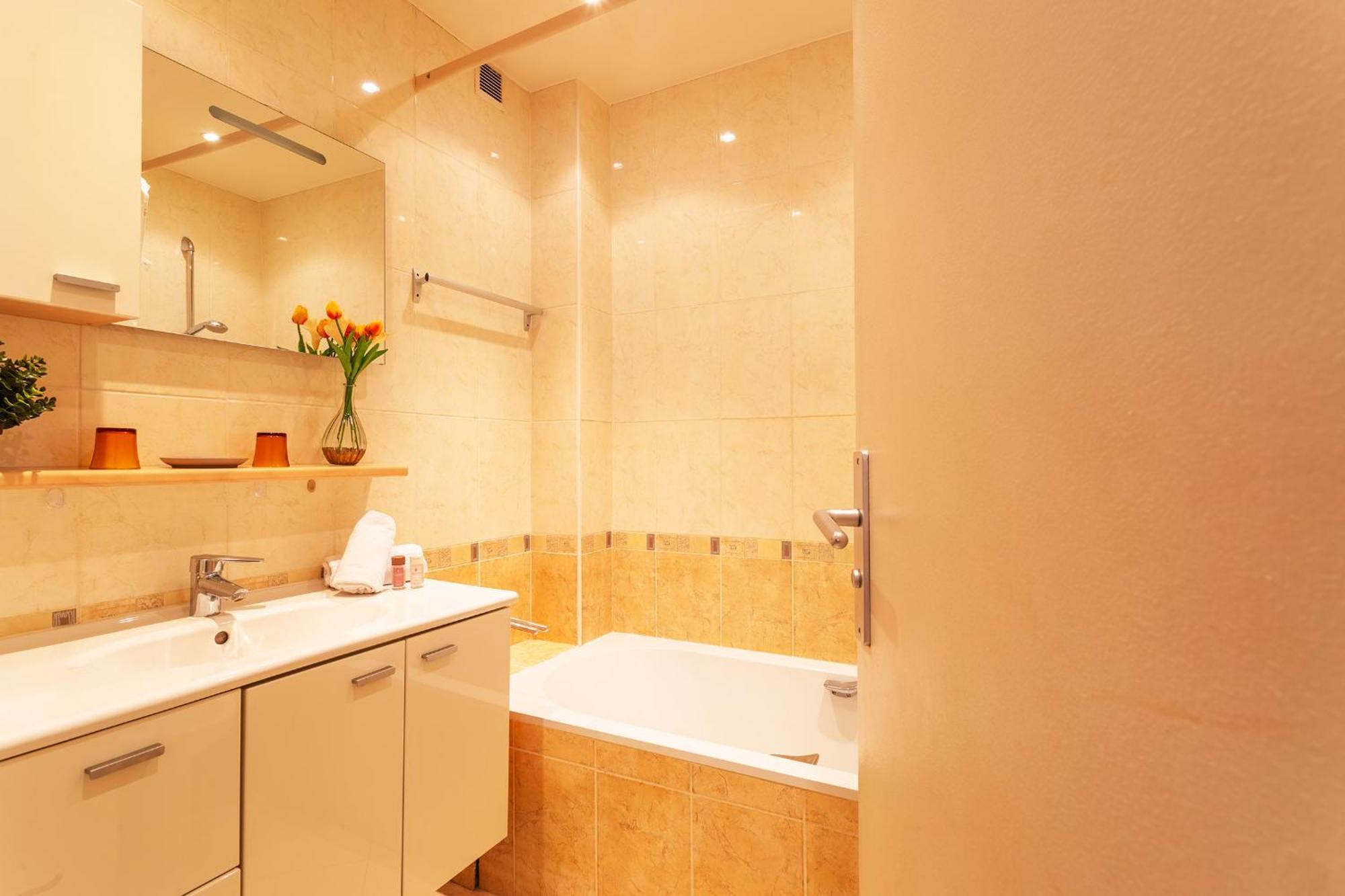 Le France-Massenet Ap3015 By Riviera Holiday Homes Νίκαια Εξωτερικό φωτογραφία
